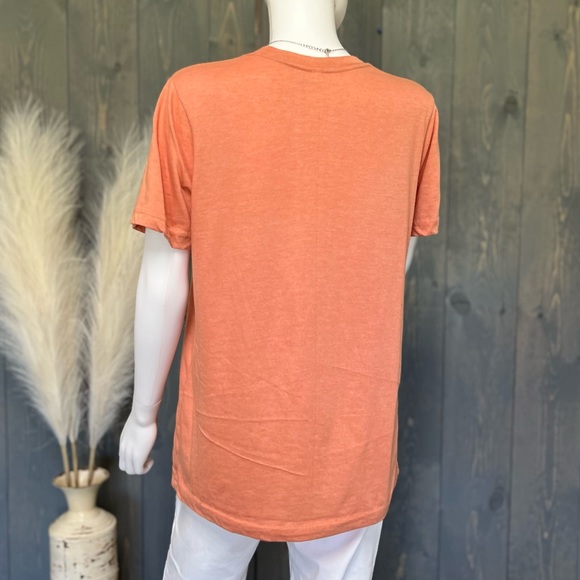 Bee Sunflower Graphic Short Sleeve Tee Sz Medium - Picture 6 of 6